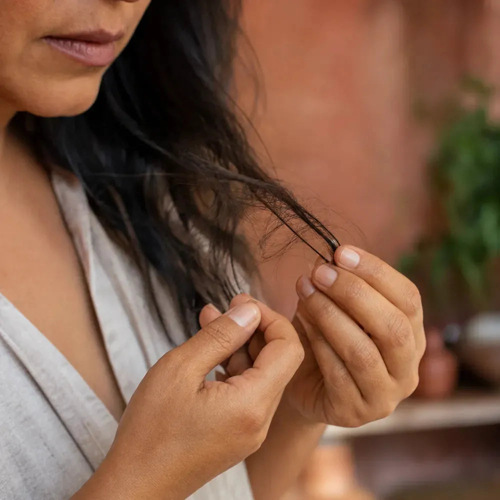 CABELLO OPACO, QUEBRADIZO O SIN VIDA